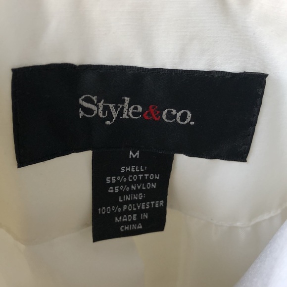 Elegant White Trench Coat - Picture 6 of 6